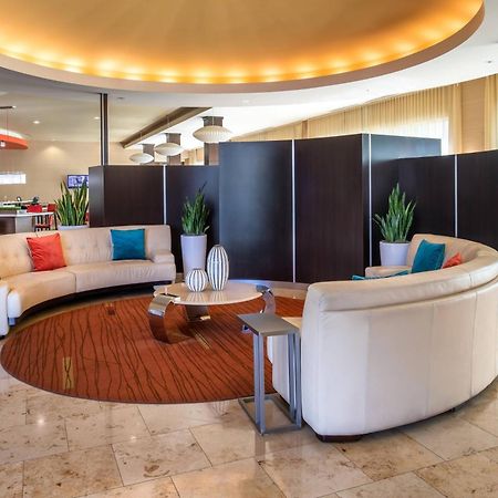 Courtyard By Marriott Sacramento Cal Expo Hotel Екстериор снимка