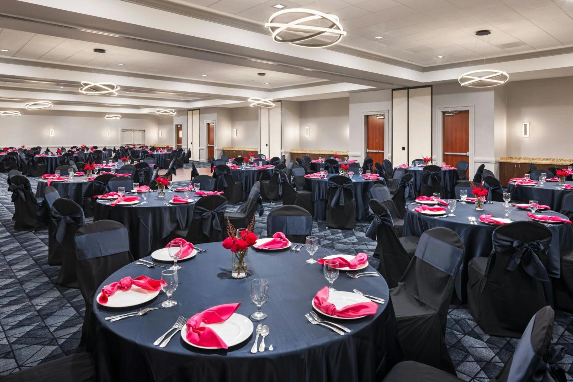 Courtyard By Marriott Sacramento Cal Expo Hotel Екстериор снимка