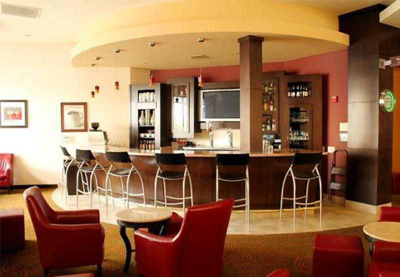 Courtyard By Marriott Sacramento Cal Expo Hotel Екстериор снимка